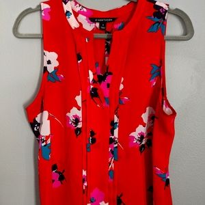 Red sleeveless, size M, 41 Hawthorn blouse